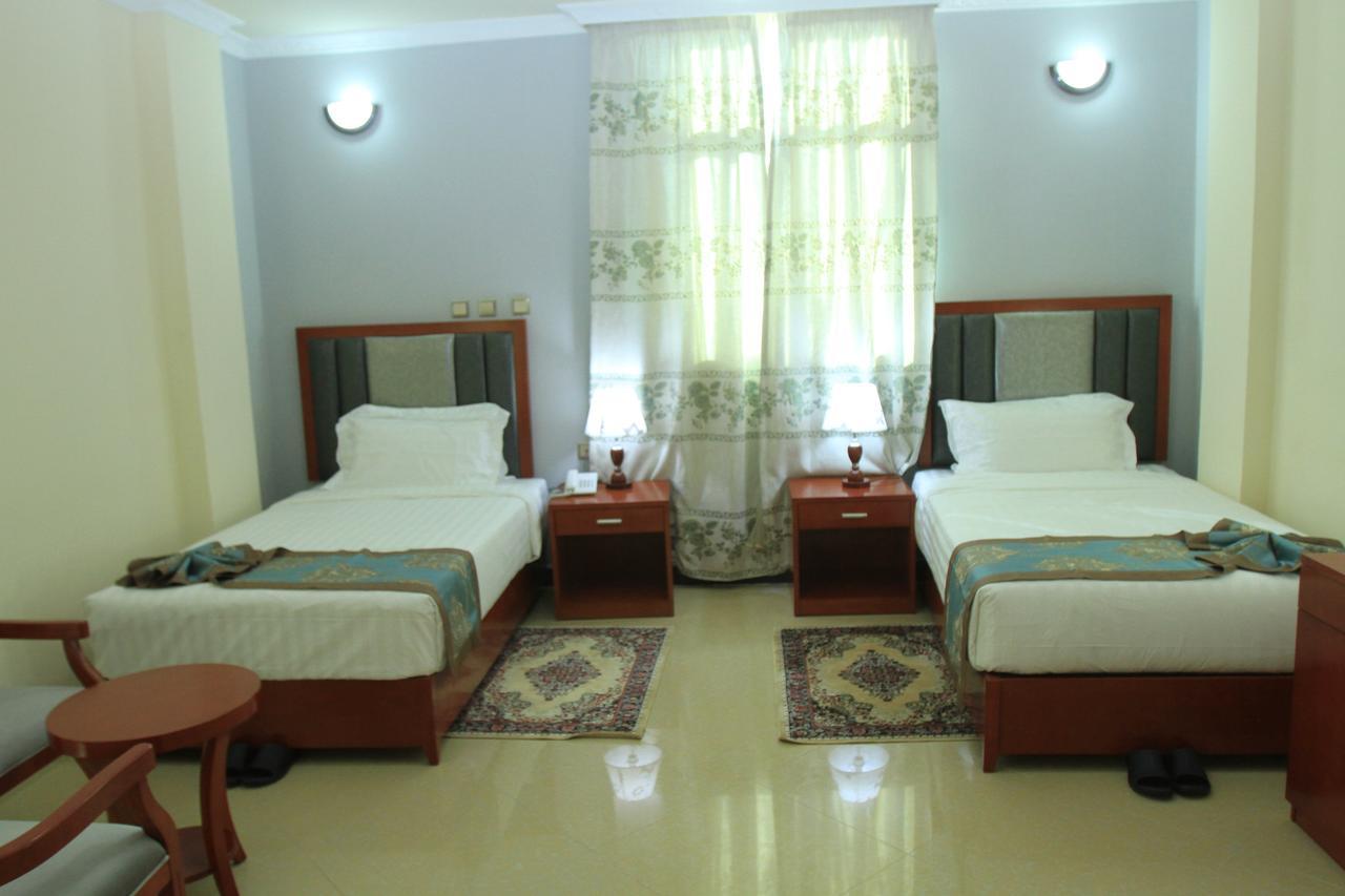 Hera Addis Hotel מראה חיצוני תמונה