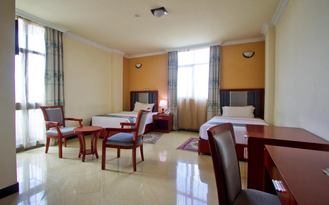 Hera Addis Hotel מראה חיצוני תמונה