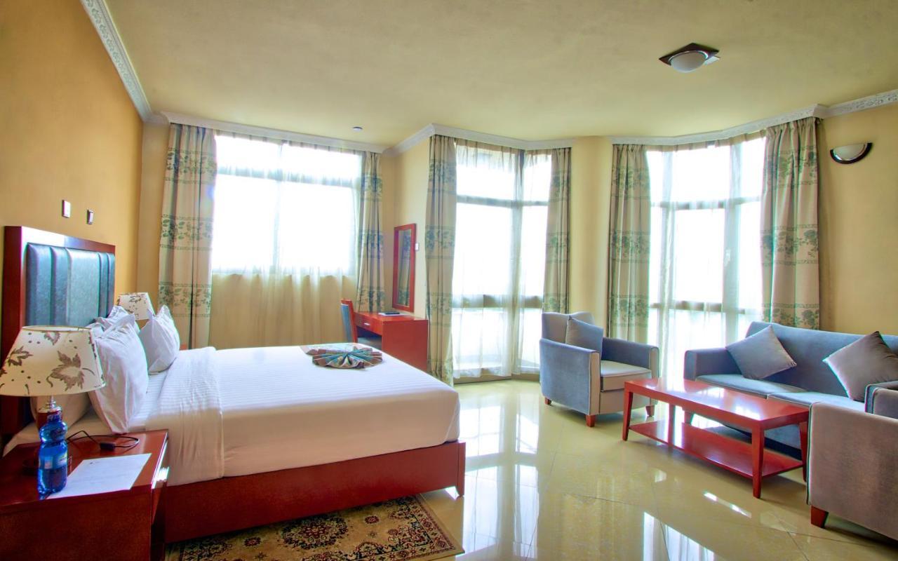 Hera Addis Hotel מראה חיצוני תמונה