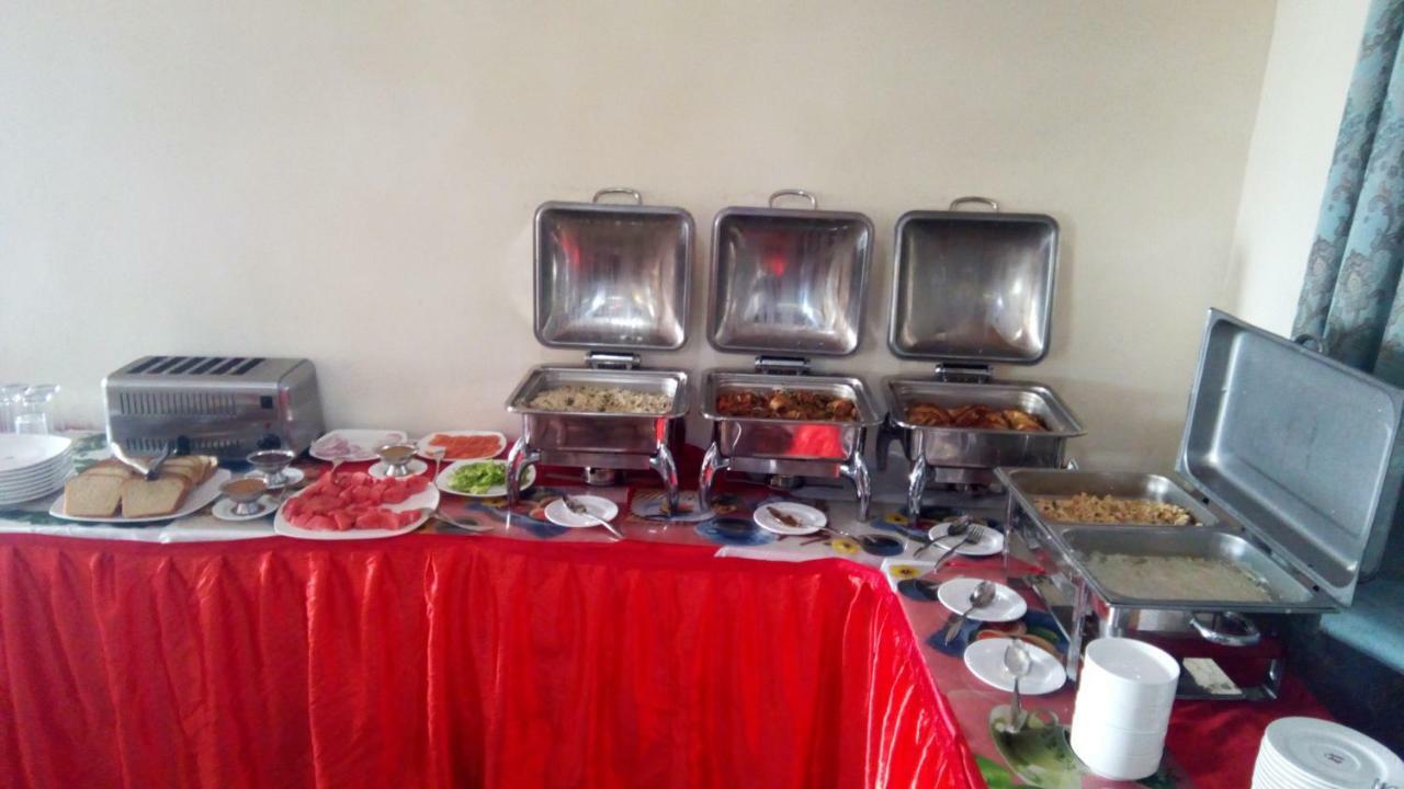 Hera Addis Hotel מראה חיצוני תמונה